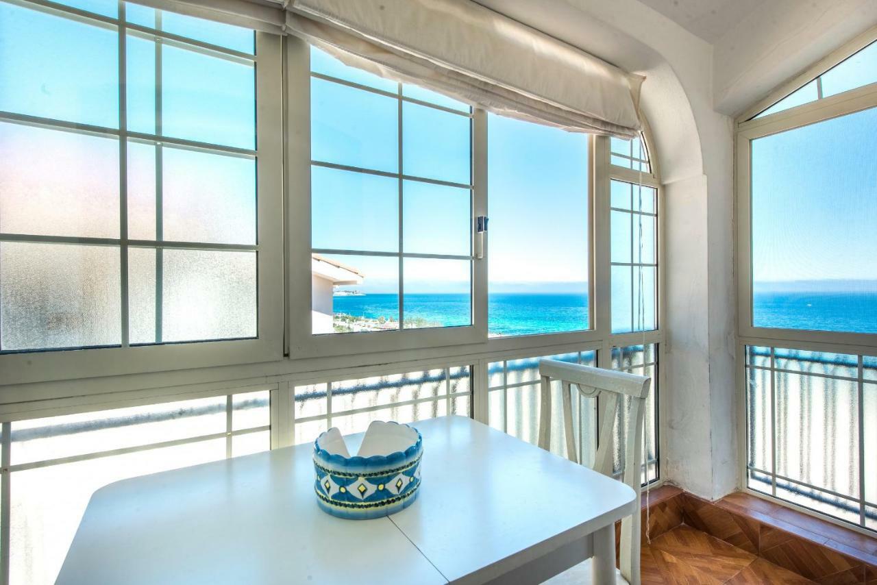 Casa Con Terrazza Sul Mare All'Addaura Palermo Buitenkant foto